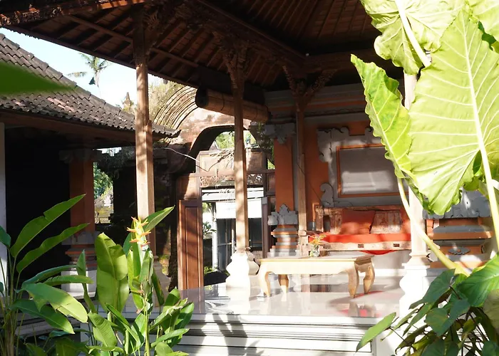 Guest house Sumirta's House Bale Dauh *
